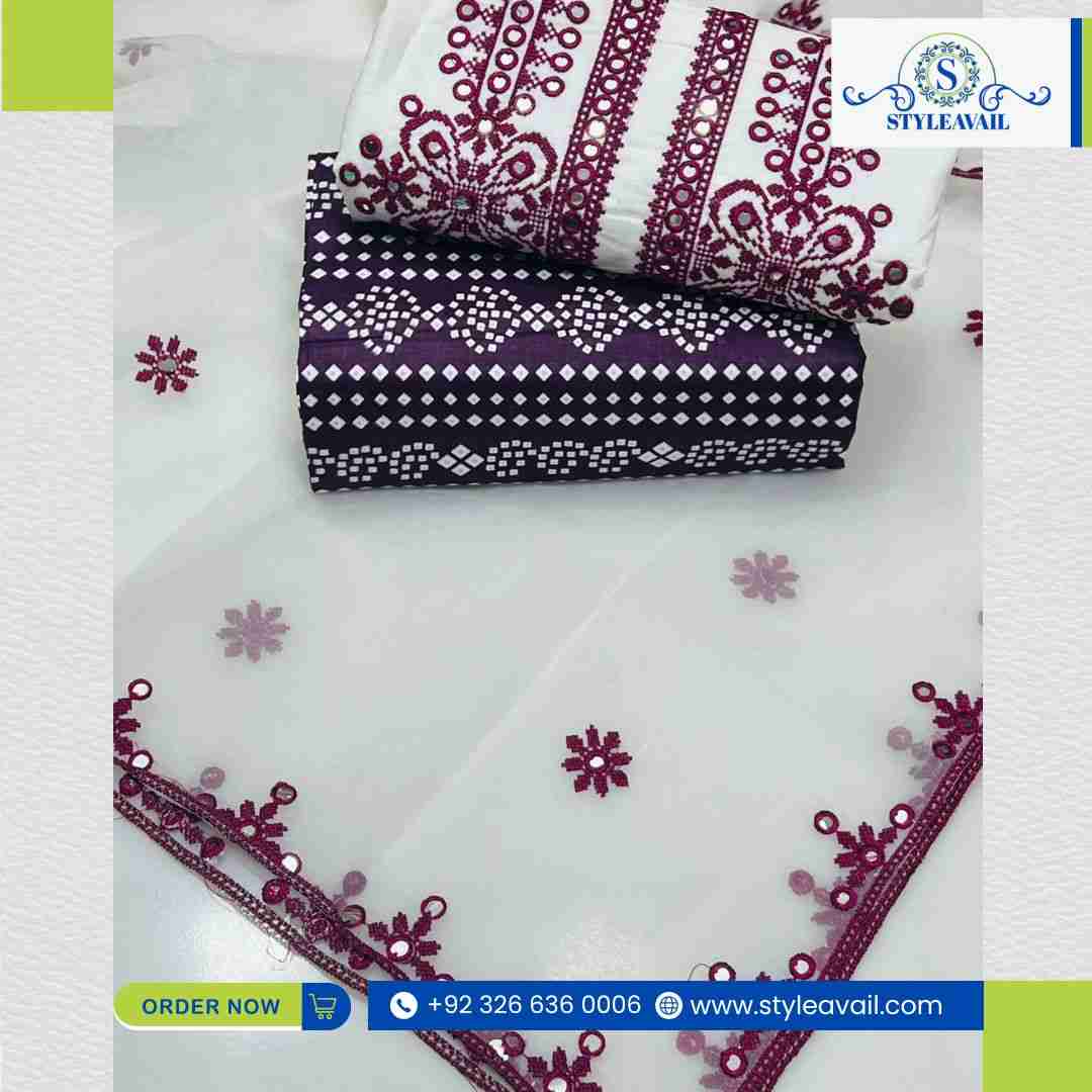 Cotton Lawn Fabric Pakistan - Image 5